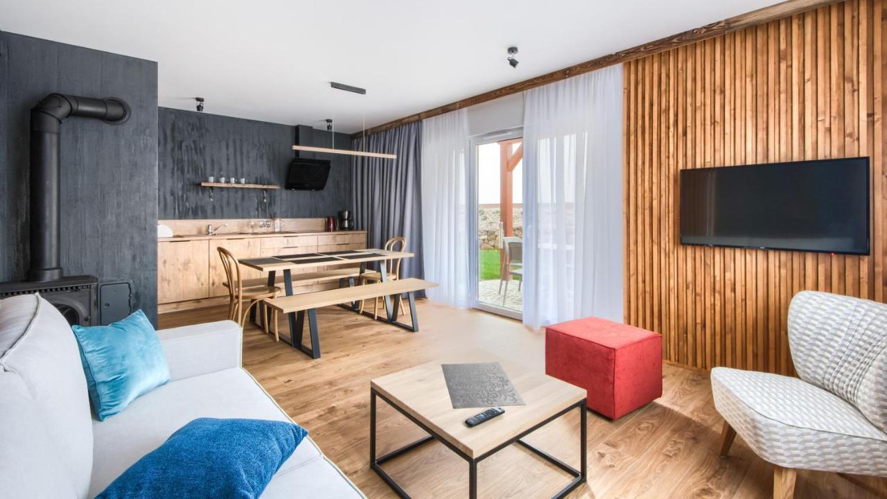 W Karpaczu Sarnia Sun & Snow - Z Kominkami Ferienhaus Karpacz